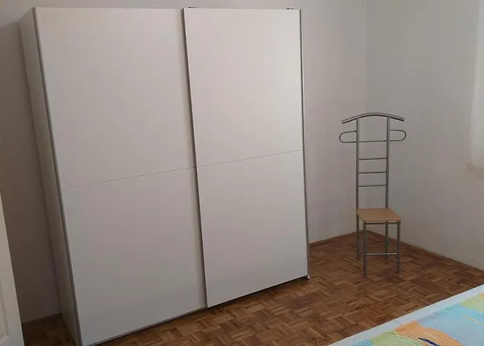Jan 1 Apartment